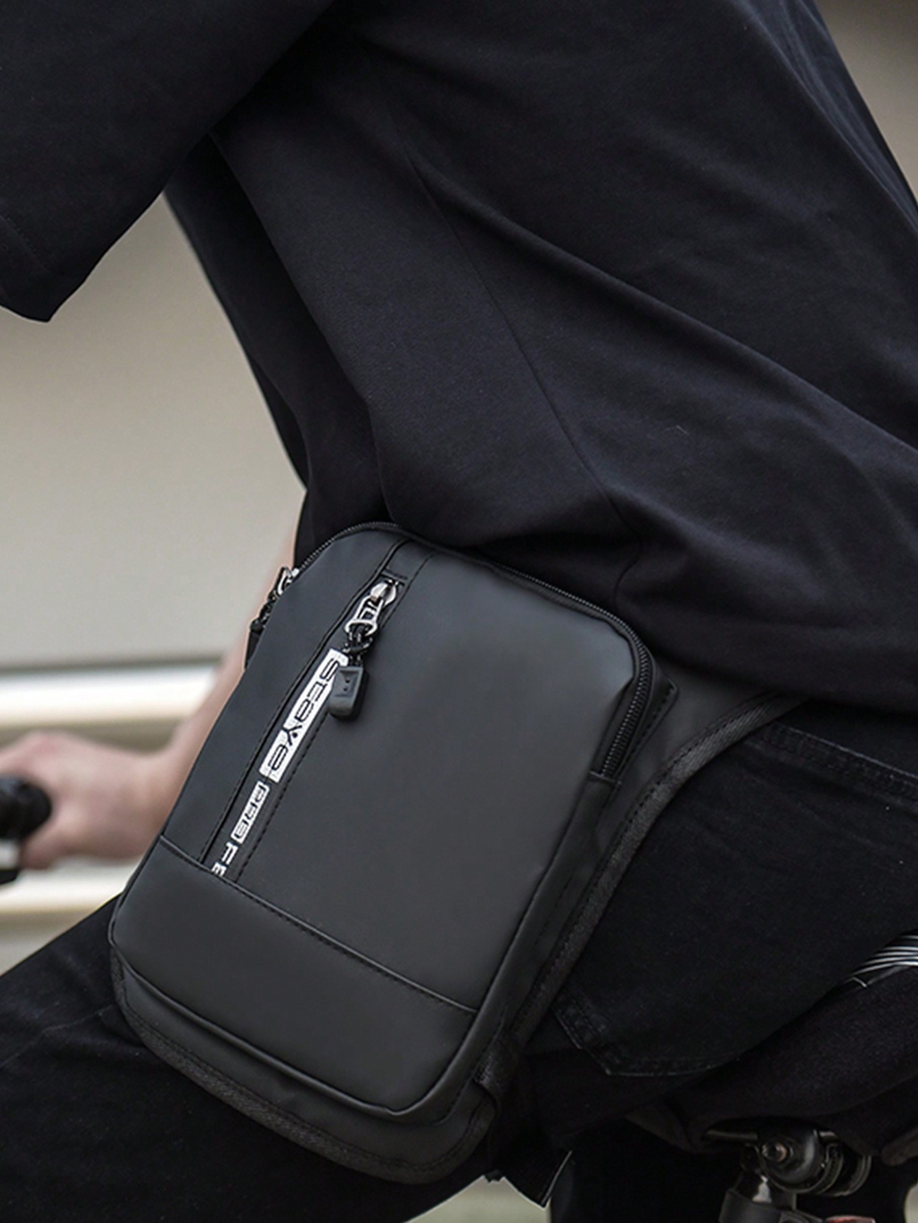 Leg Bag Fanny Pack Shoulder Sa - огляд і ціна Sling Backpack Shoulder